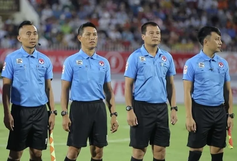 Tìm Hiểu Vai Trò Của Trợ Lý Trọng Tài Bóng Đá Hiện Nay